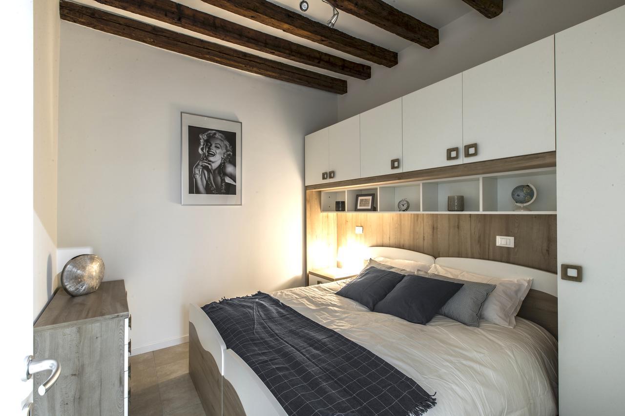 Ca Rezzonico Apartment R&R Βενετία Εξωτερικό φωτογραφία